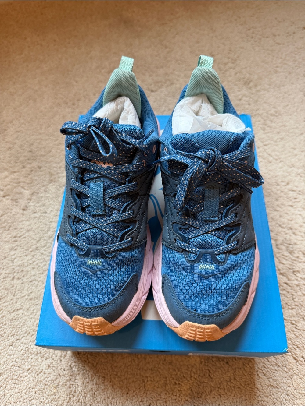 Hoka Women's Anacapa Breeze Low in Foggy Night/Pale Rose Size 6B